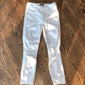 White jeans from Ambecrombie & Fitch.